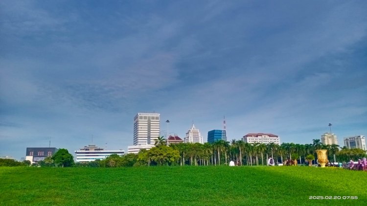 MERABA BIROKRASI PASCA PESTA DEMOKRASI 